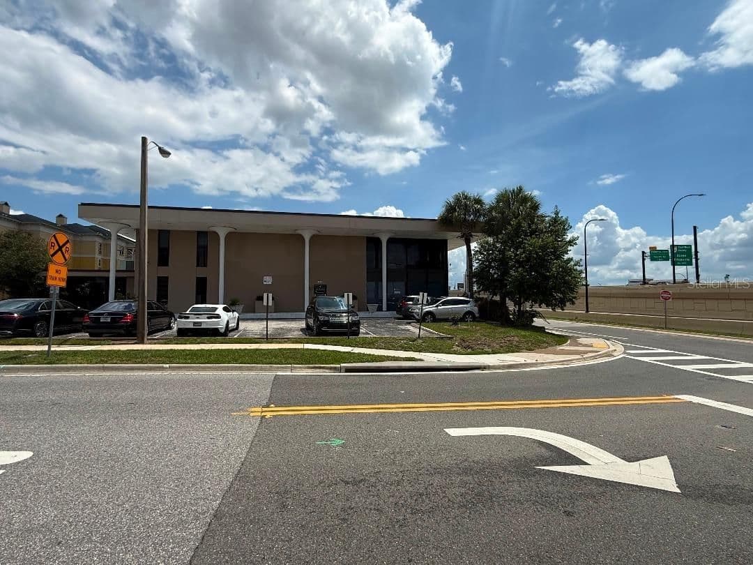845 GARLAND, Orlando, FL 32801