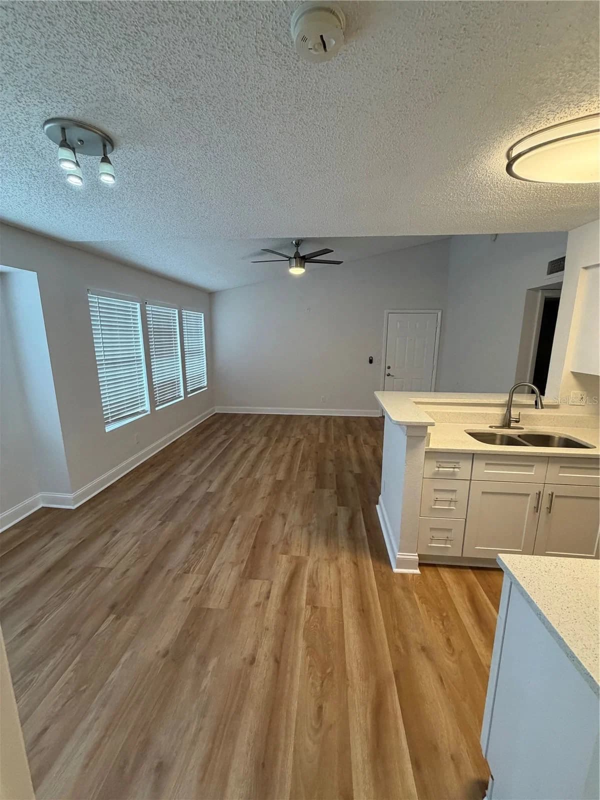 11520 WESTWOOD 4