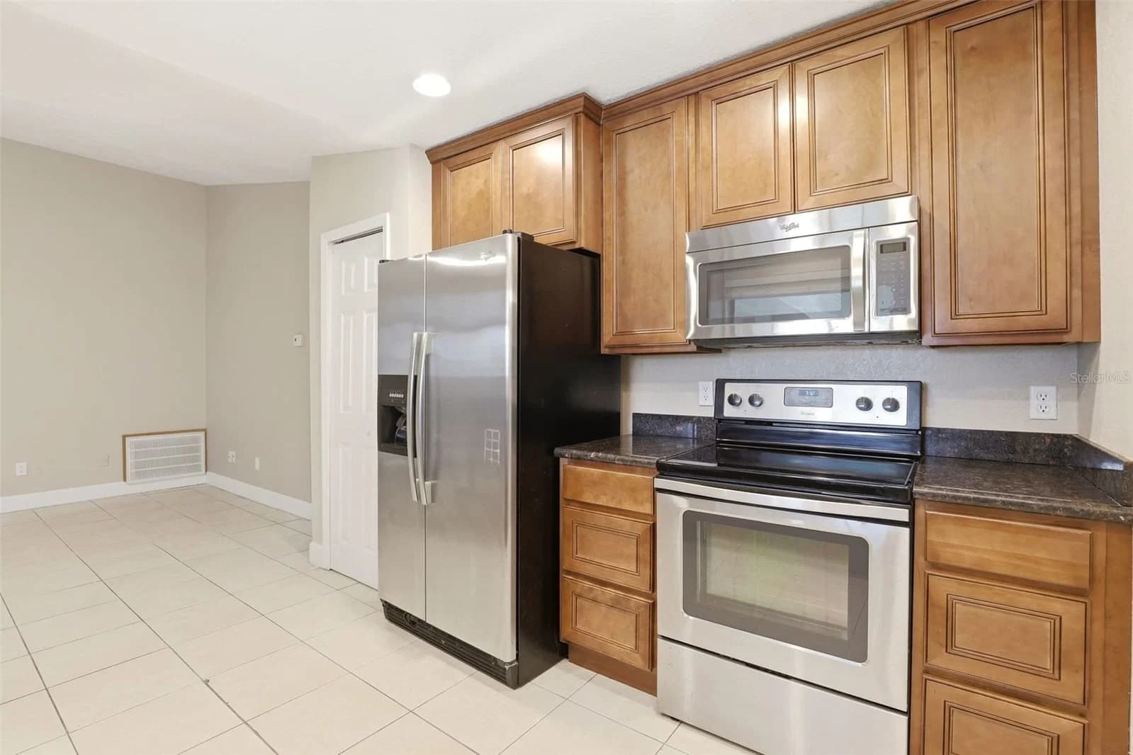 7320 WETHERSFIELD 4