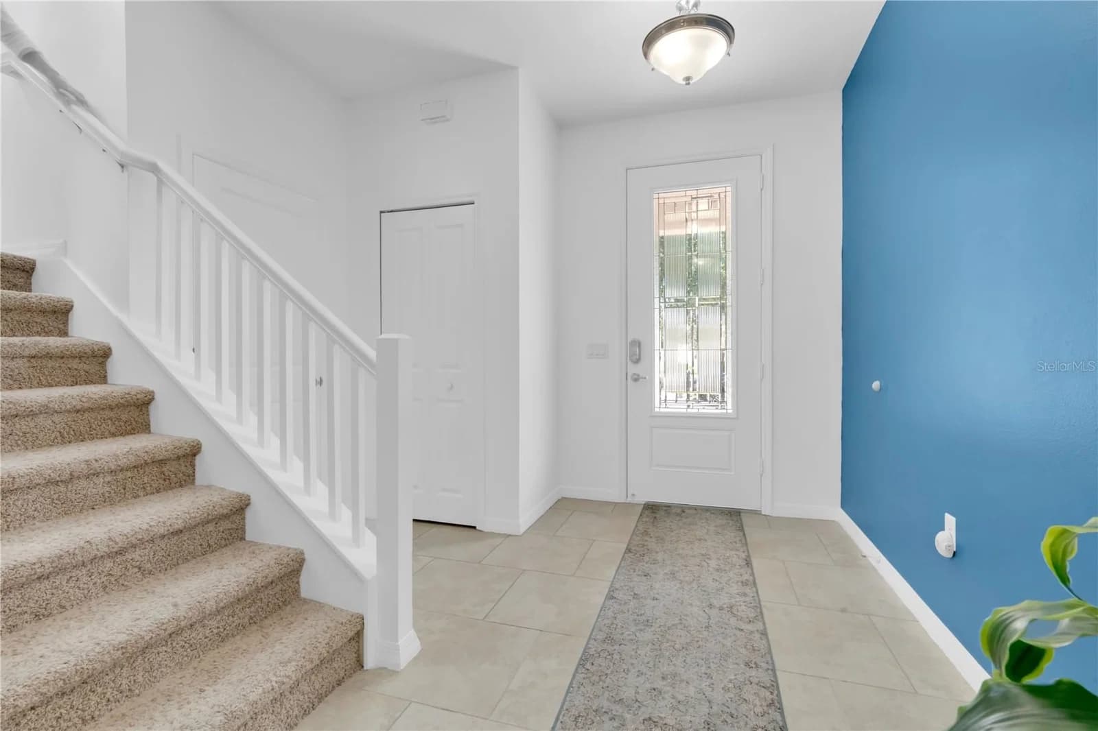 8819 TATARA, Orlando, FL 32836 3
