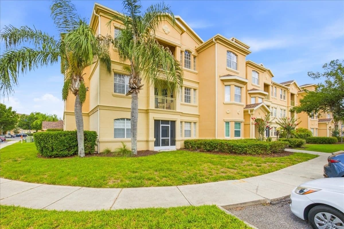 301 TERRACE RIDGE 2