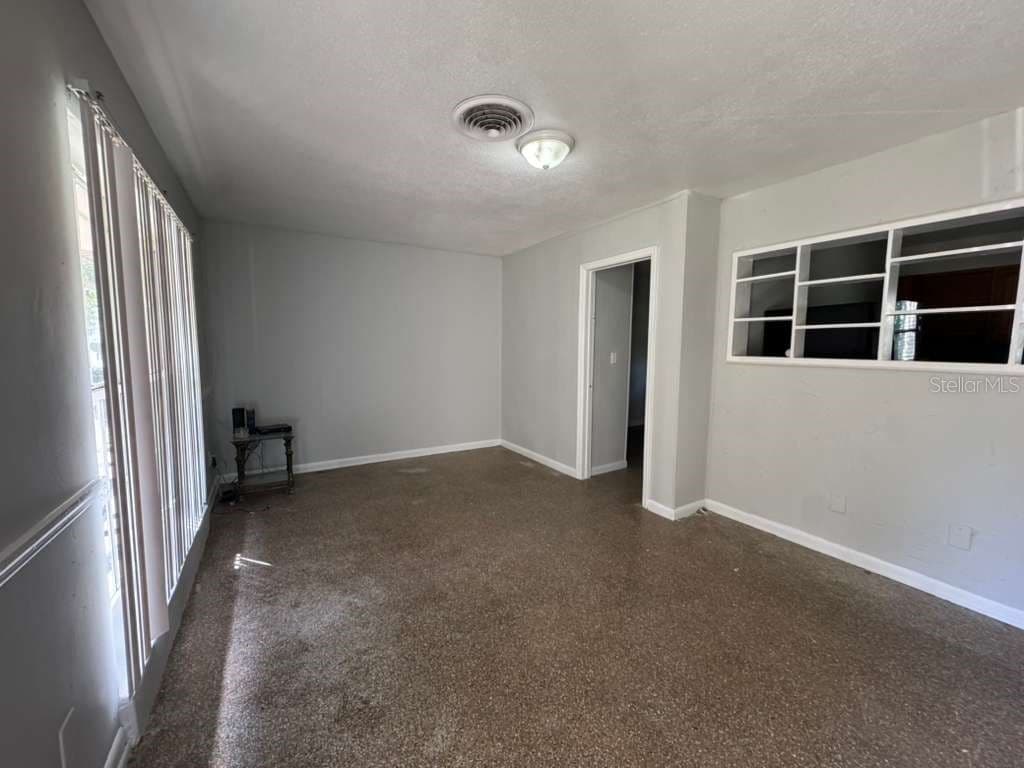 5717 FERNHILL 4