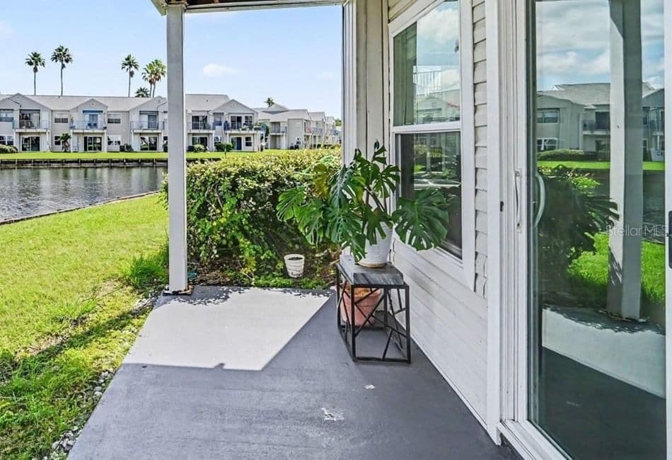2552 WOODGATE, Orlando, FL 32822 3