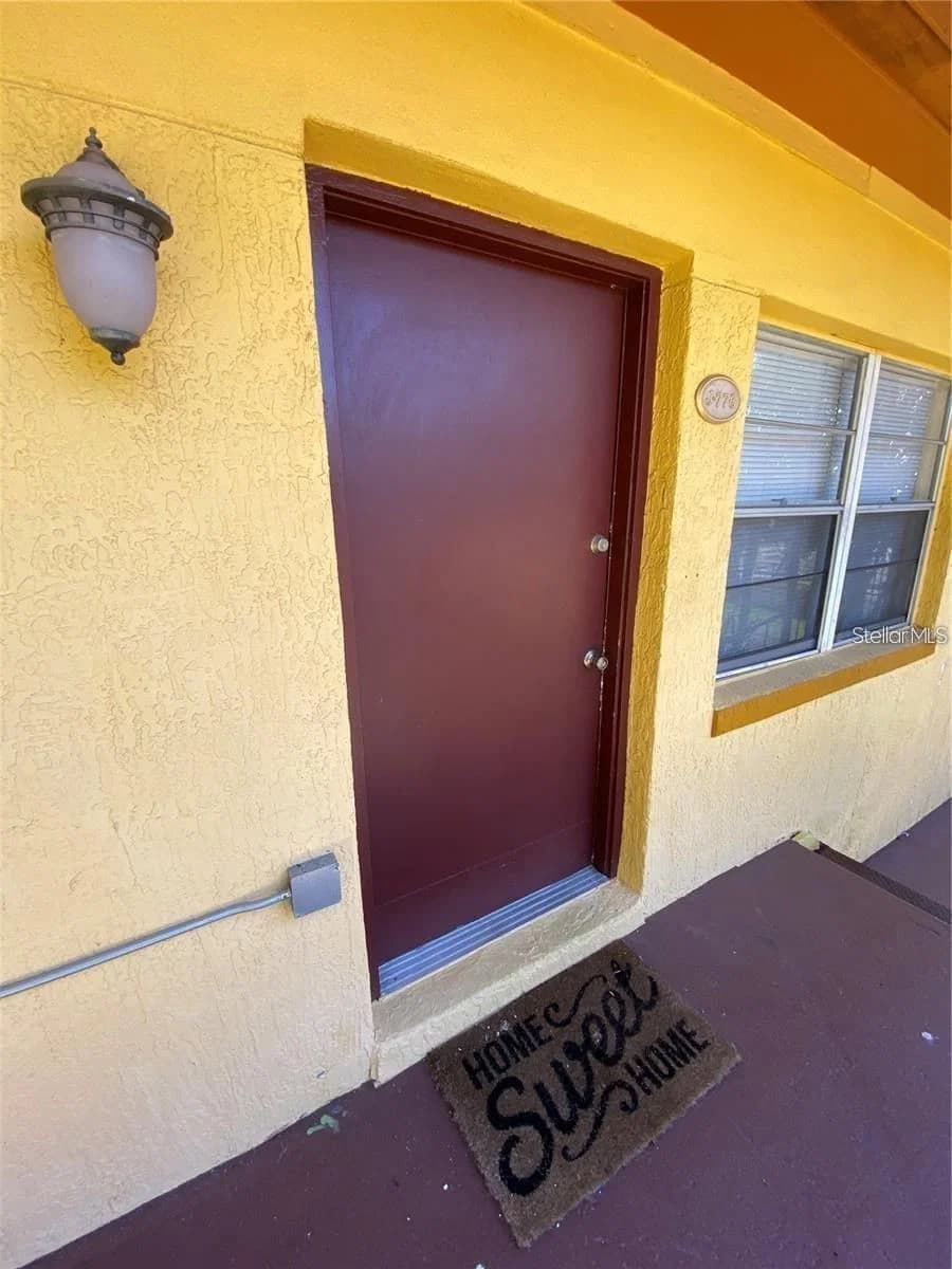 778 RIDENHOUR, Orlando, FL 32809 2