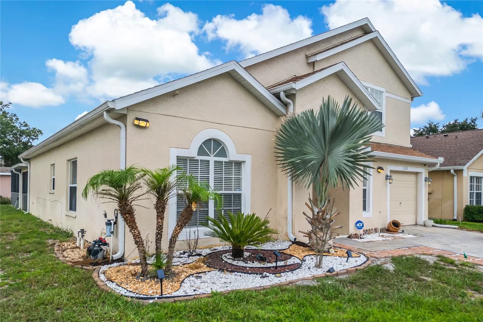 1228 SANDY RIDGE 4