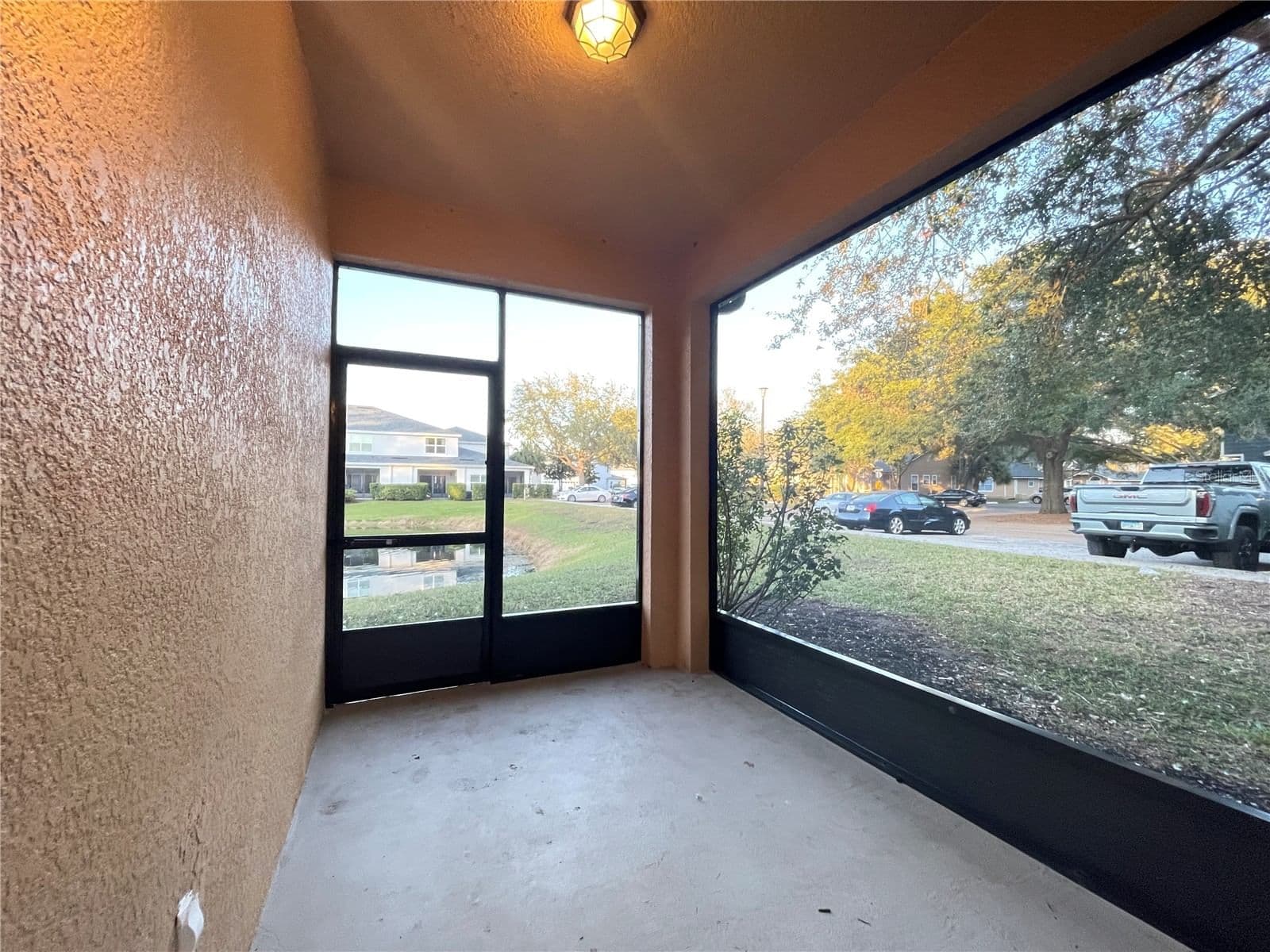 2944 OAK PARK, Orlando, FL 32822 3