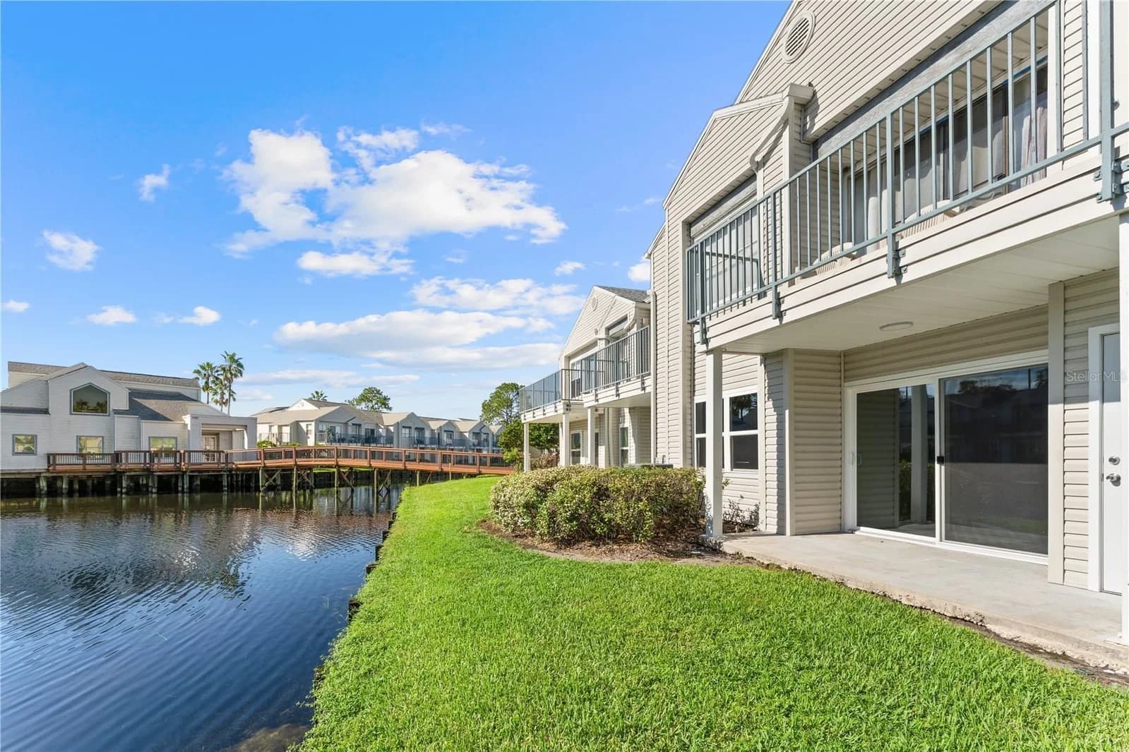 2508 WOODGATE 4