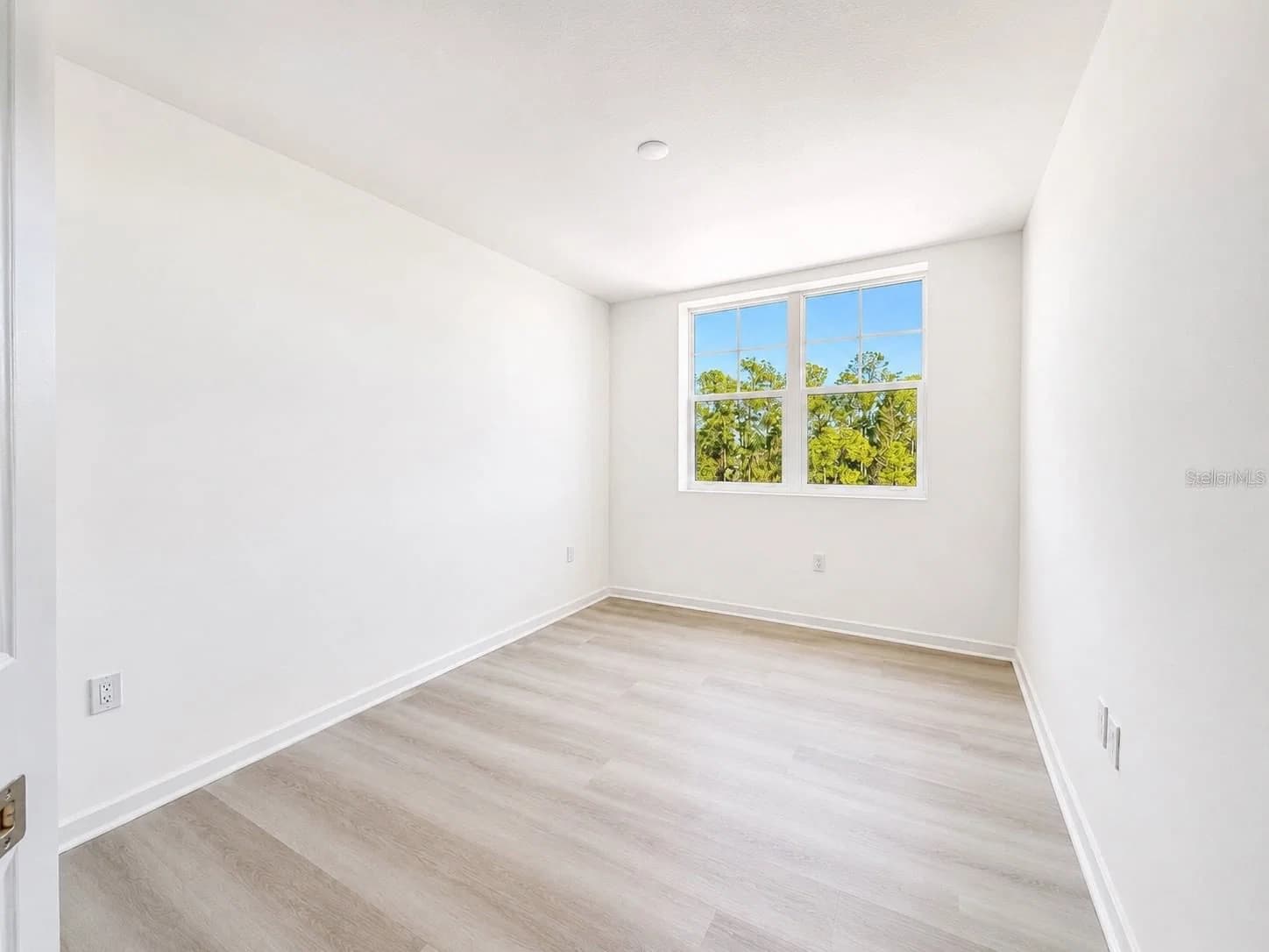 5587 MILLENIA PARK, Orlando, FL 32839 3