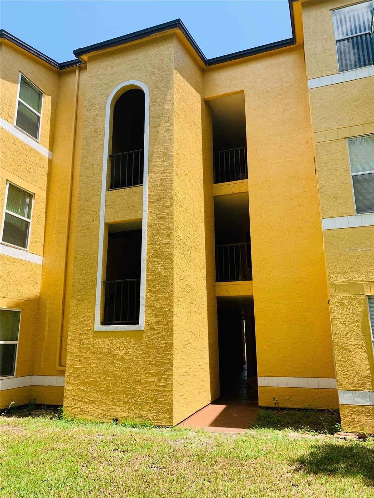4572 COMMANDER, Orlando, FL 32822