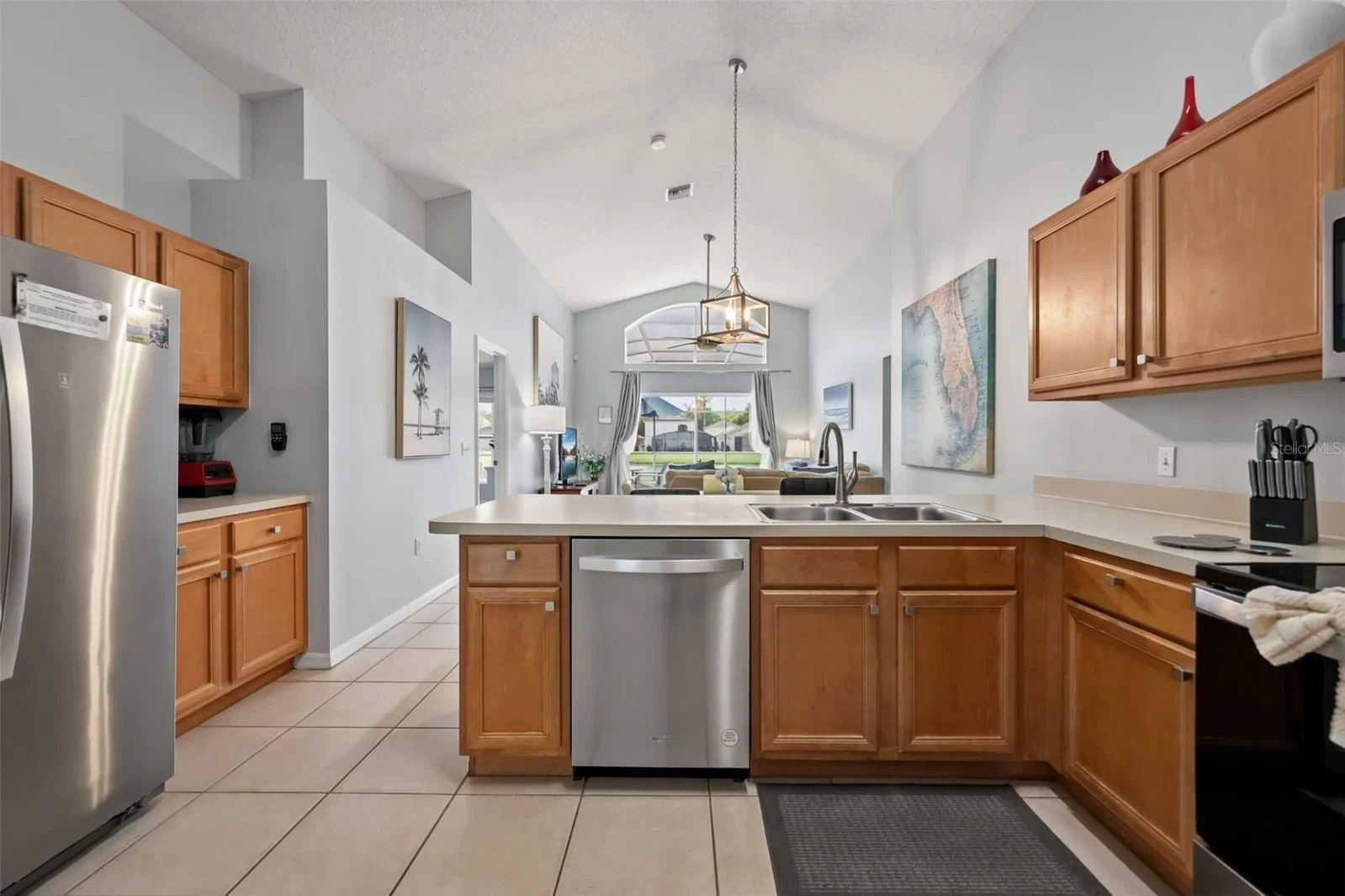 948 LAKE BERKLEY 3
