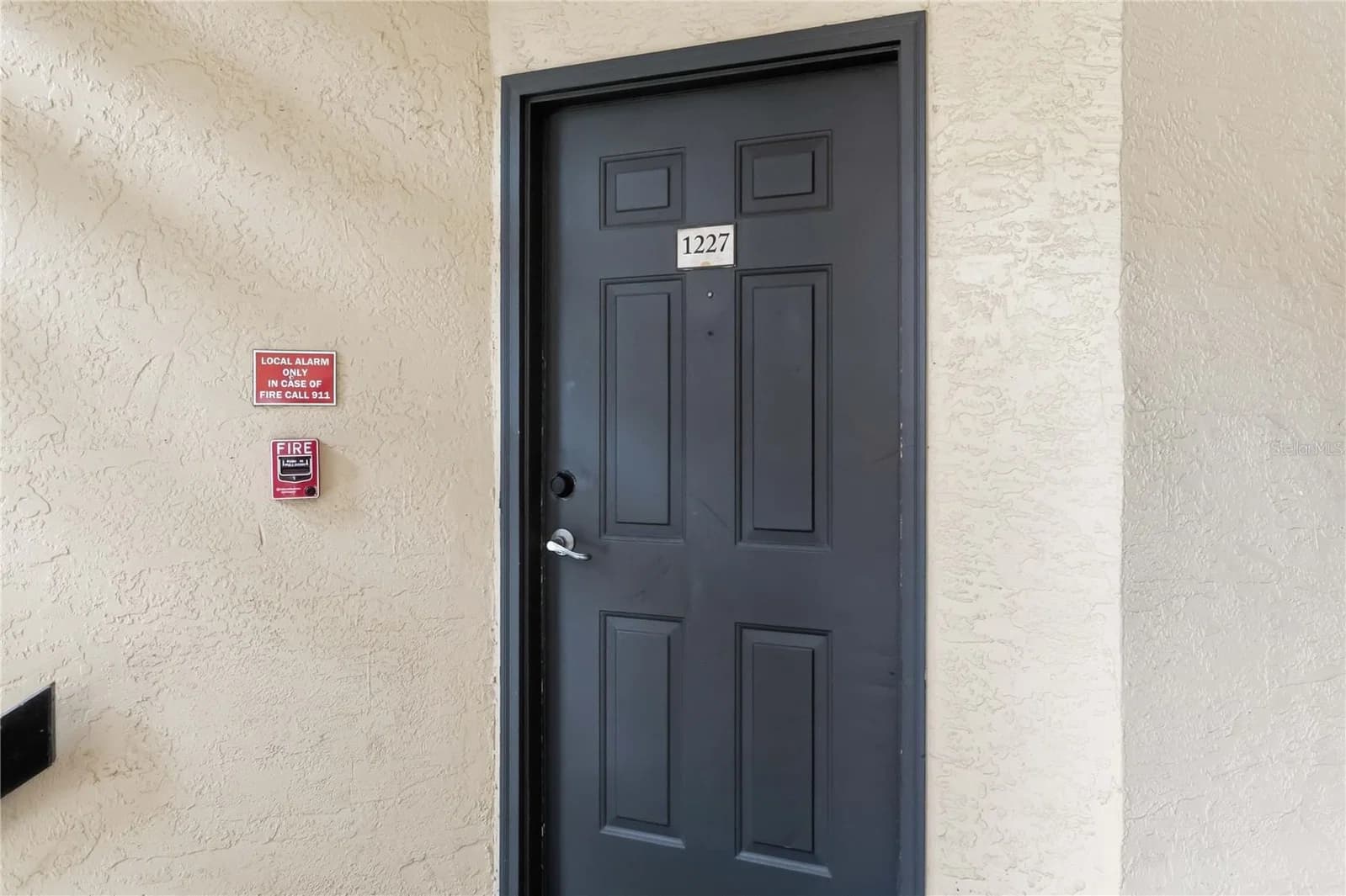 4572 COMMANDER, Orlando, FL 32822 3