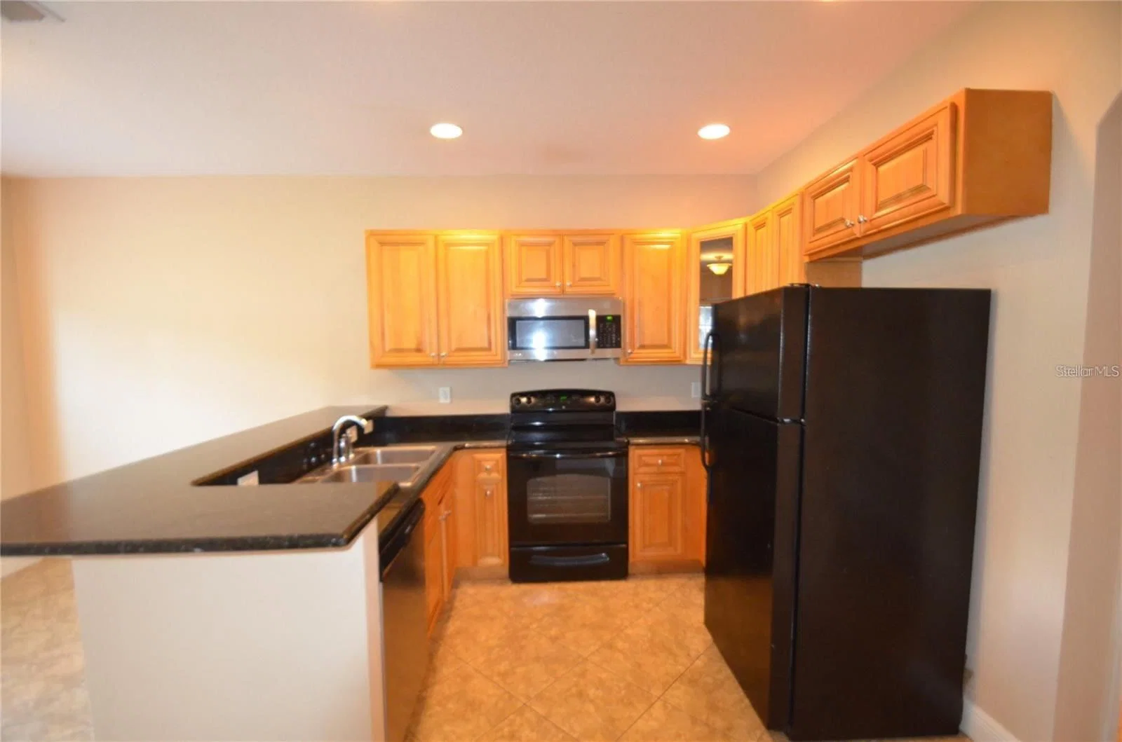 3725 S LAKE ORLANDO PKWY, Orlando, FL 32808 3
