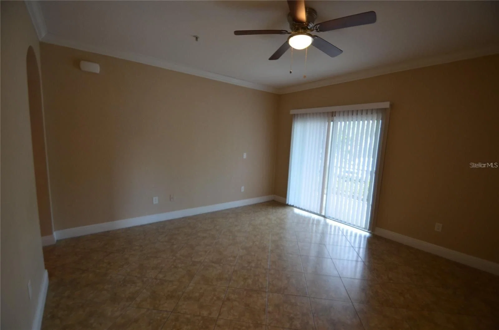 3725 S LAKE ORLANDO PKWY 4
