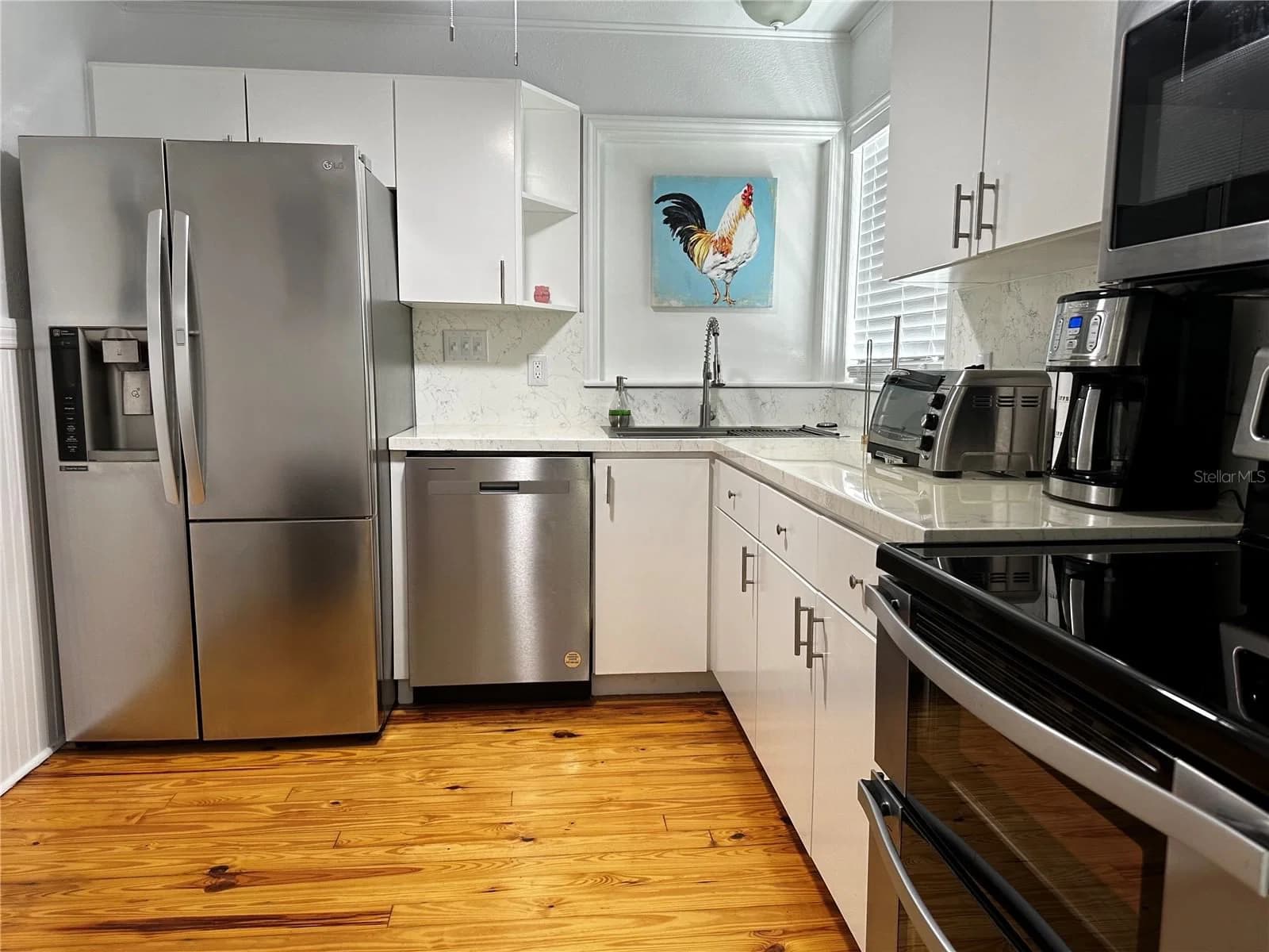 1309 HARDING STREET 4