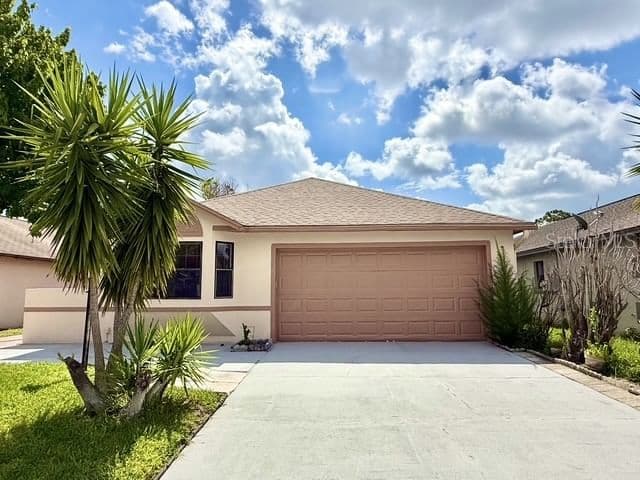 2911 WOOLRIDGE, Orlando, FL 32837