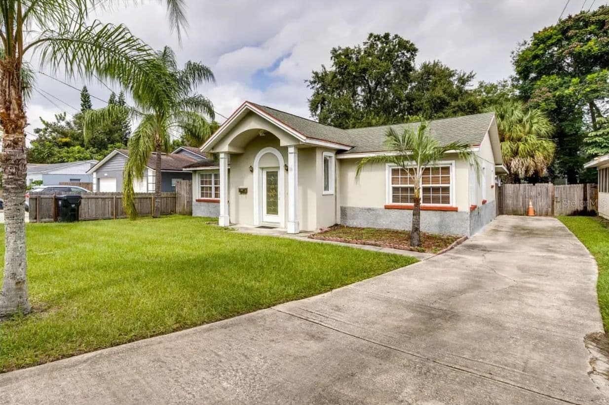 125 PAGE, Orlando, FL 32806 2
