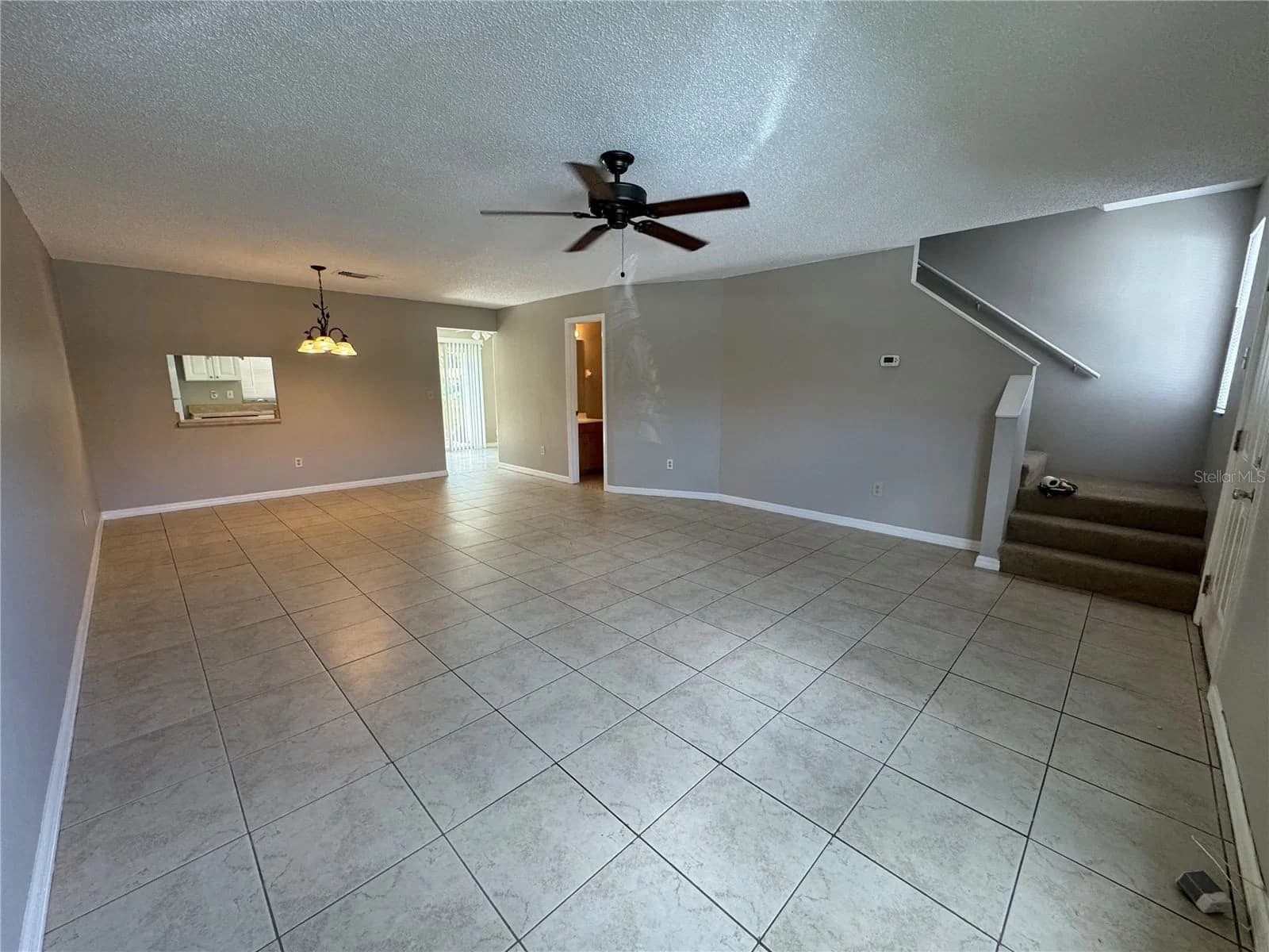 1643 SANDY POINT 4