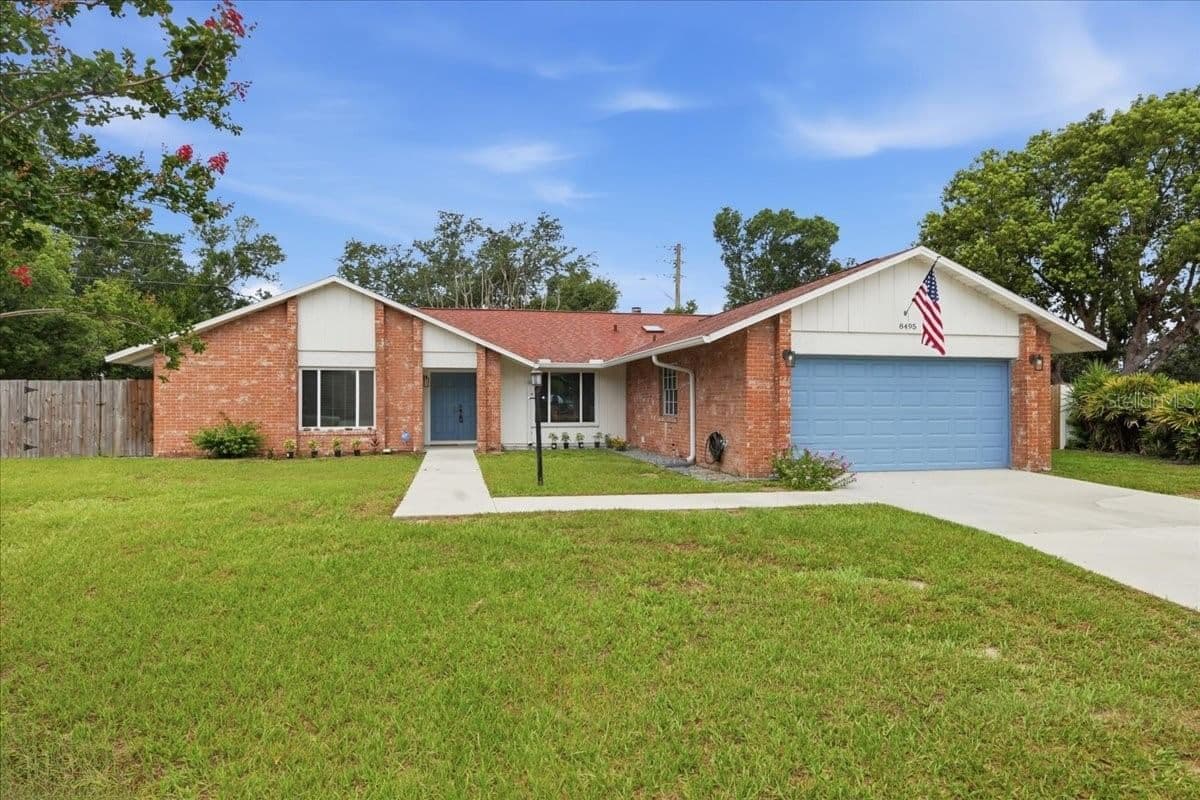 8495 CARAWAY, Orlando, FL 32819