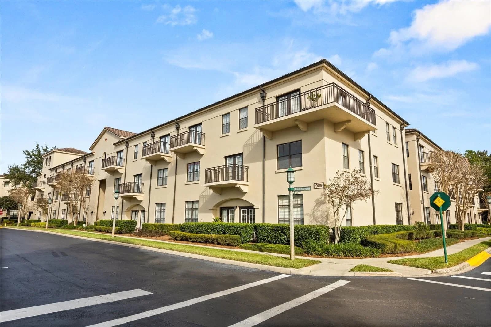 909 WATERSIDE, Celebration, FL 34747