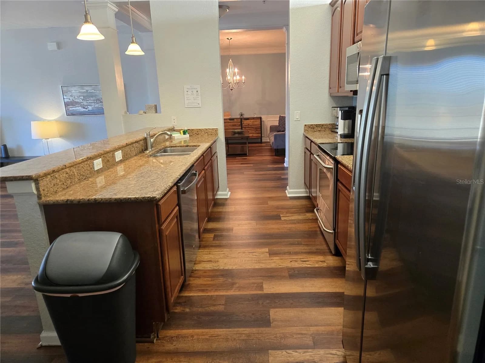 5049 SHOREWAY 4
