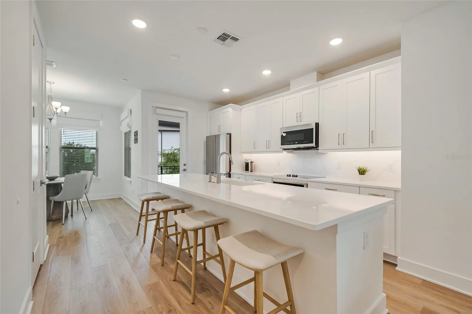 12574 WILLSTATTER, Orlando, FL 32827 3