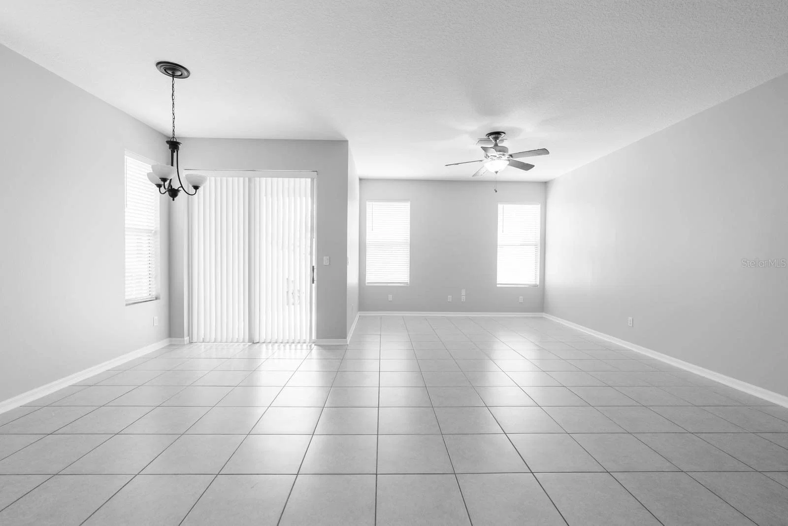 9326 WATCHET, Orlando, FL 32825 3