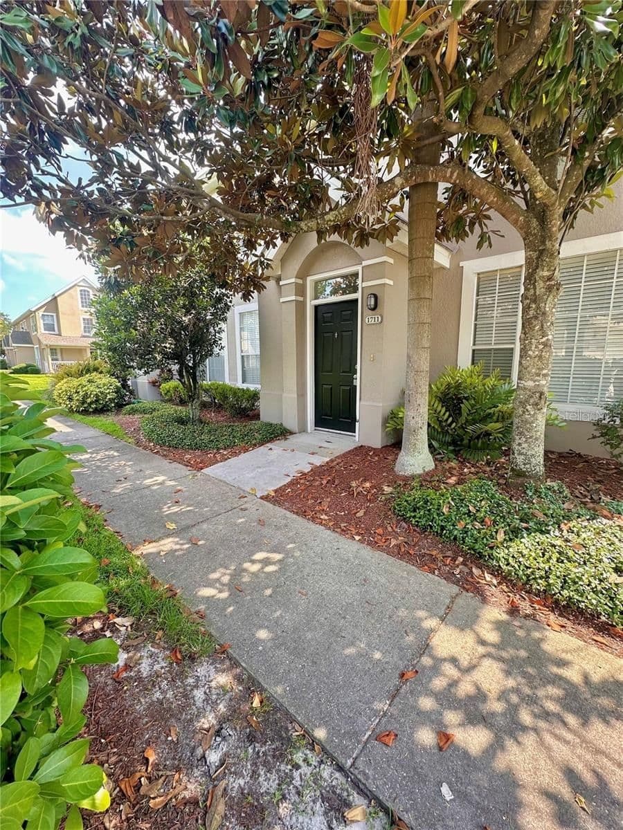 9021 LEE VISTA, Orlando, FL 32829 2