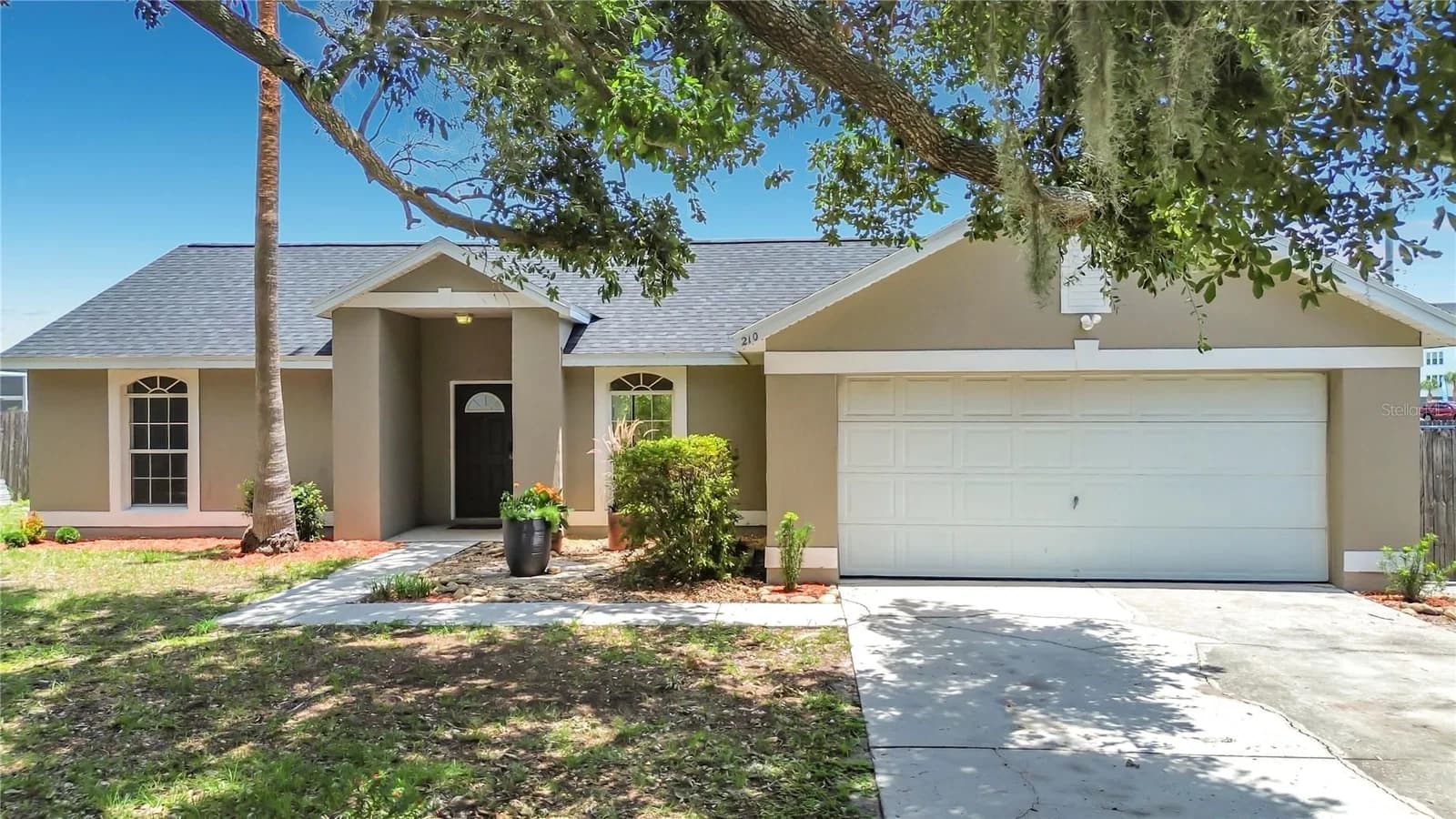 210 ROBBINS REST, Davenport, FL 33896