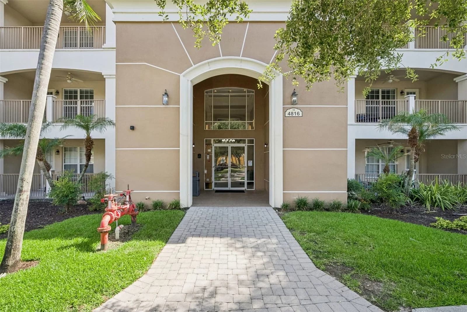 4816 CAYVIEW, Orlando, FL 32819 2