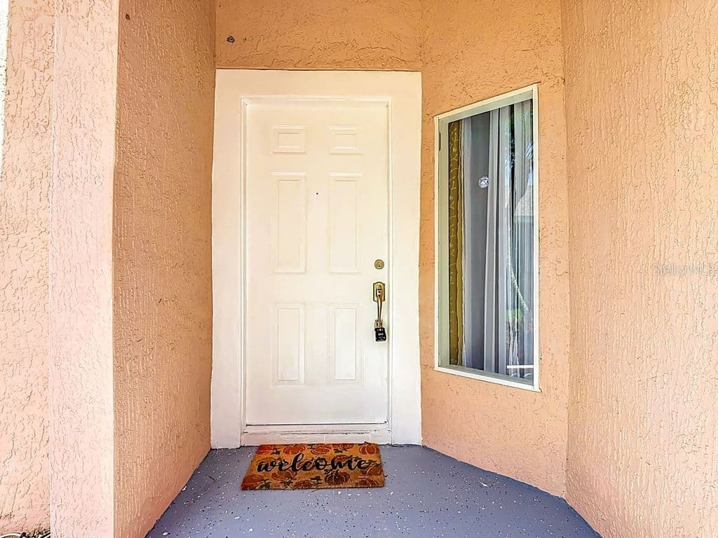 2079 SHANNON LAKES 5