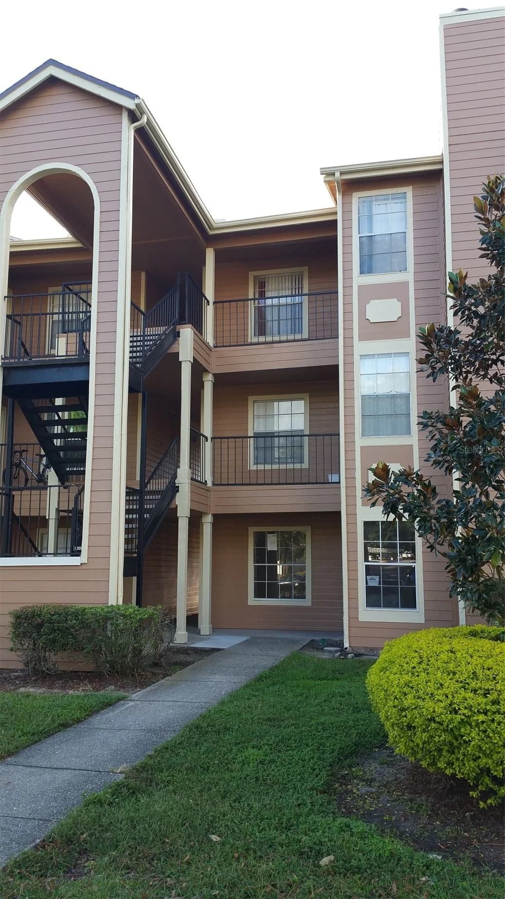 2550 ALAFAYA, Orlando, FL 32826