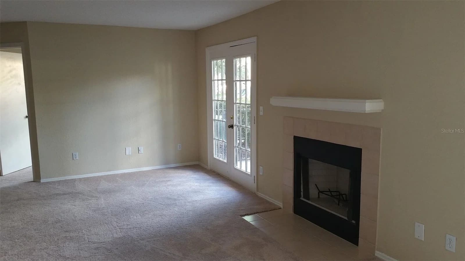 2550 ALAFAYA, Orlando, FL 32826 3