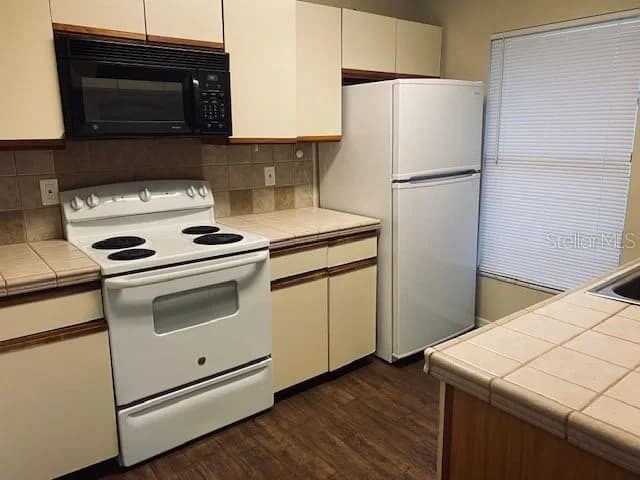 1604 SUNSIDE 4