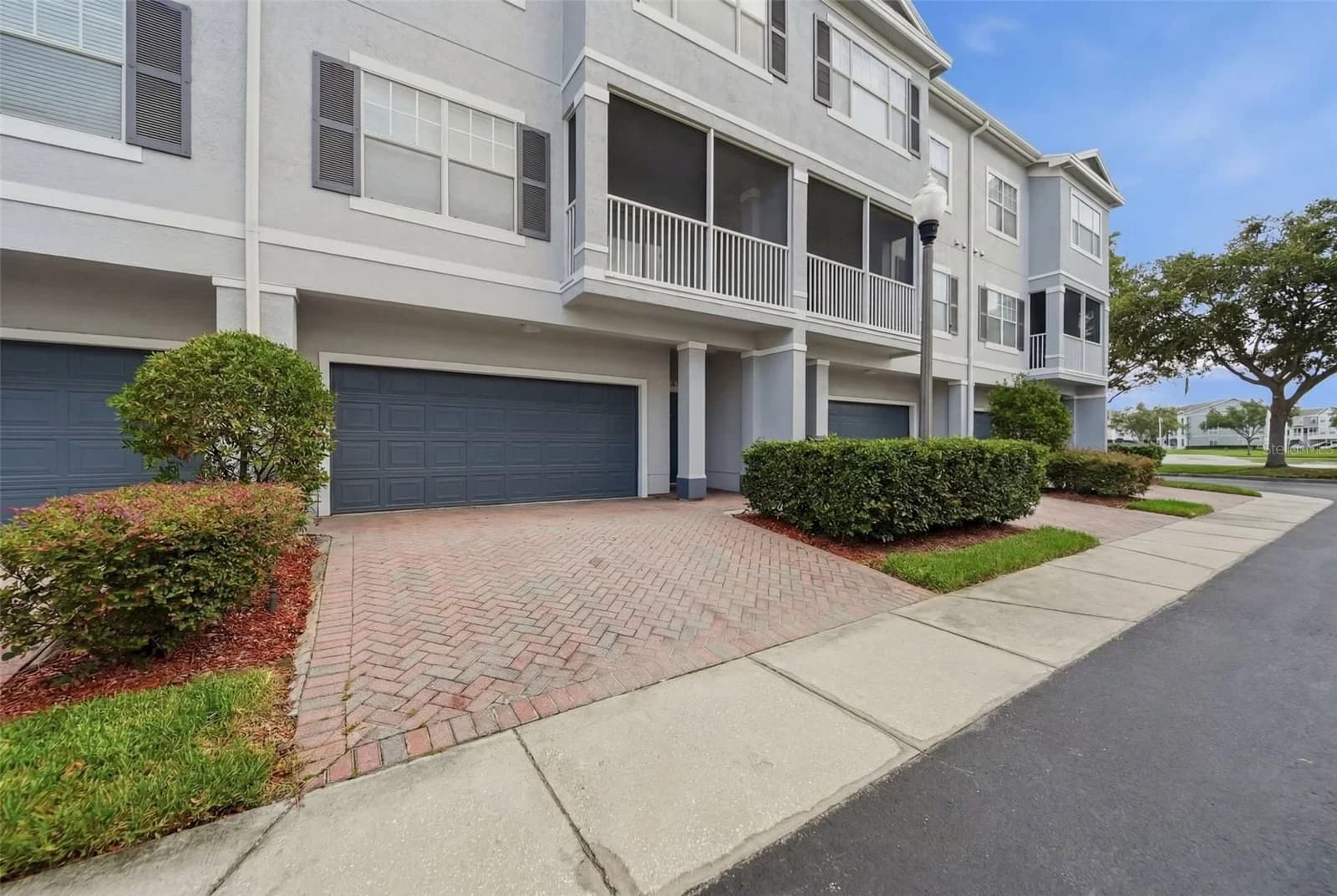 2532 GRAND CENTRAL, Orlando, FL 32839 3