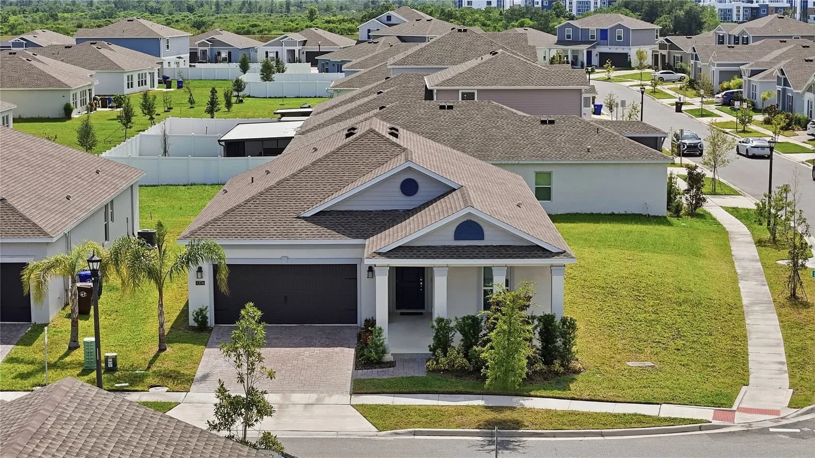 1374 BRENTWOOD DRIVE 2