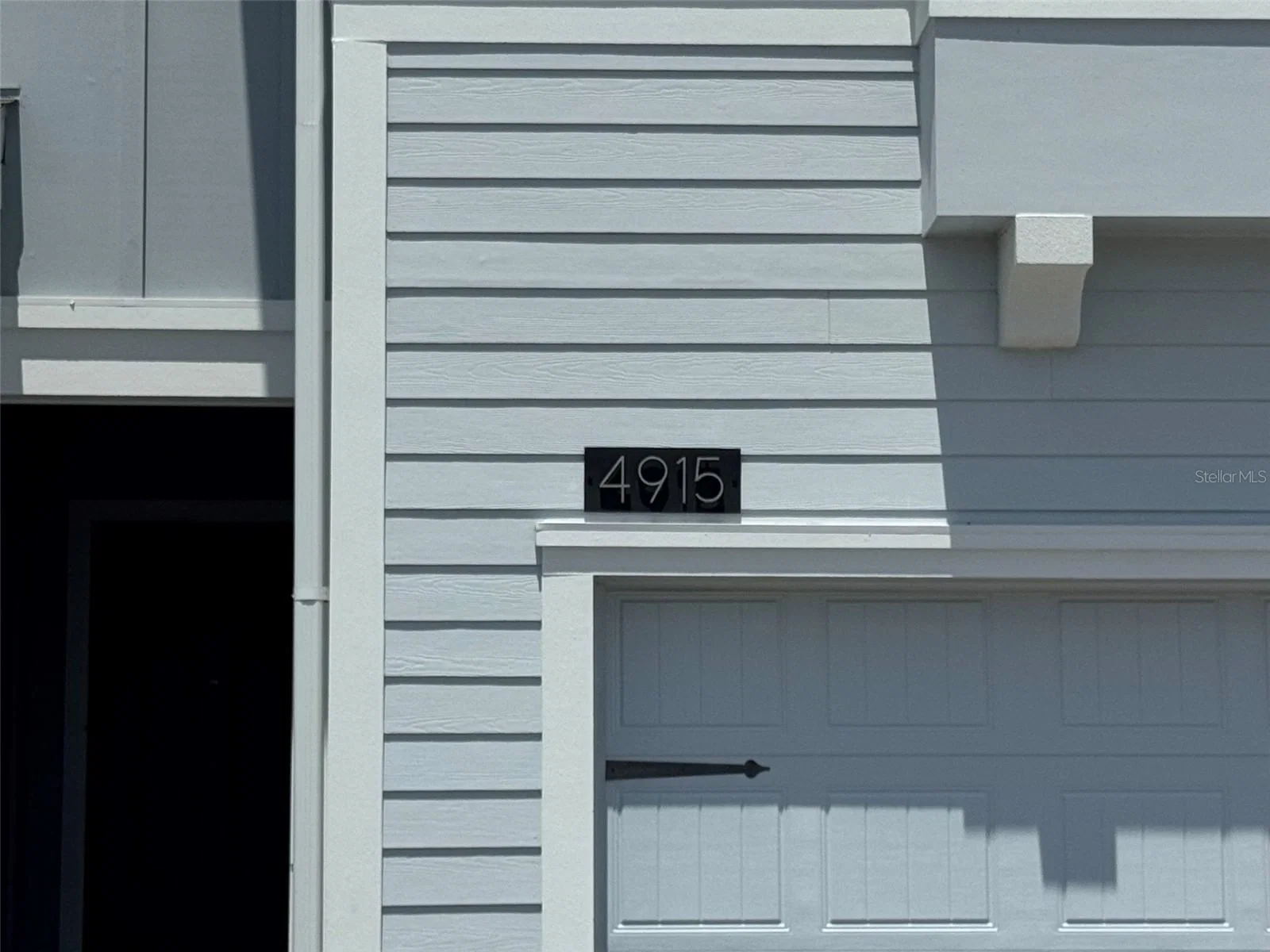 4915 TRIBUTE 4