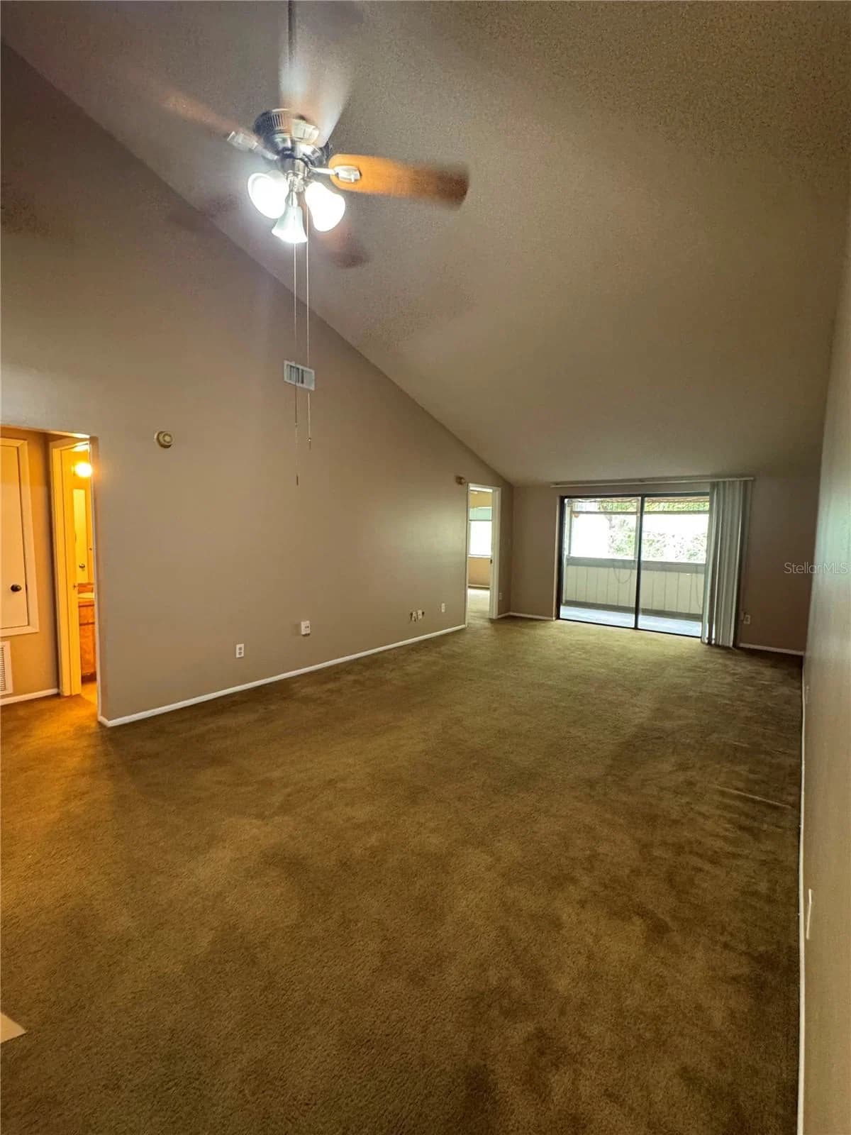 5359 VINELAND, Orlando, FL 32811 2