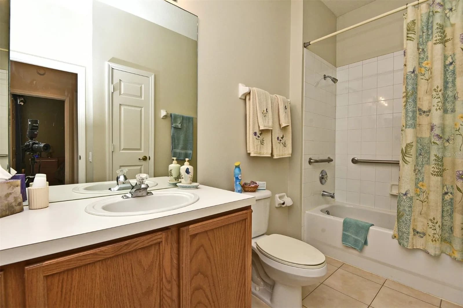 3132 RIVER BRANCH 4