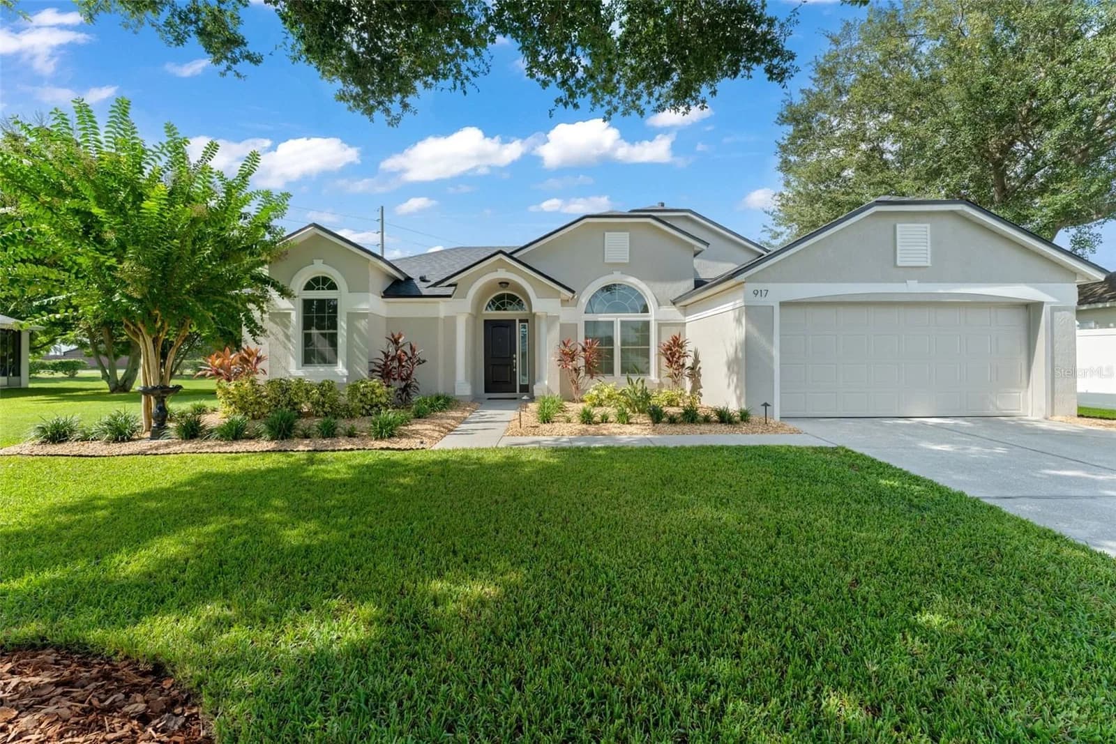 917 VIA BIANCA, Davenport, FL 33896