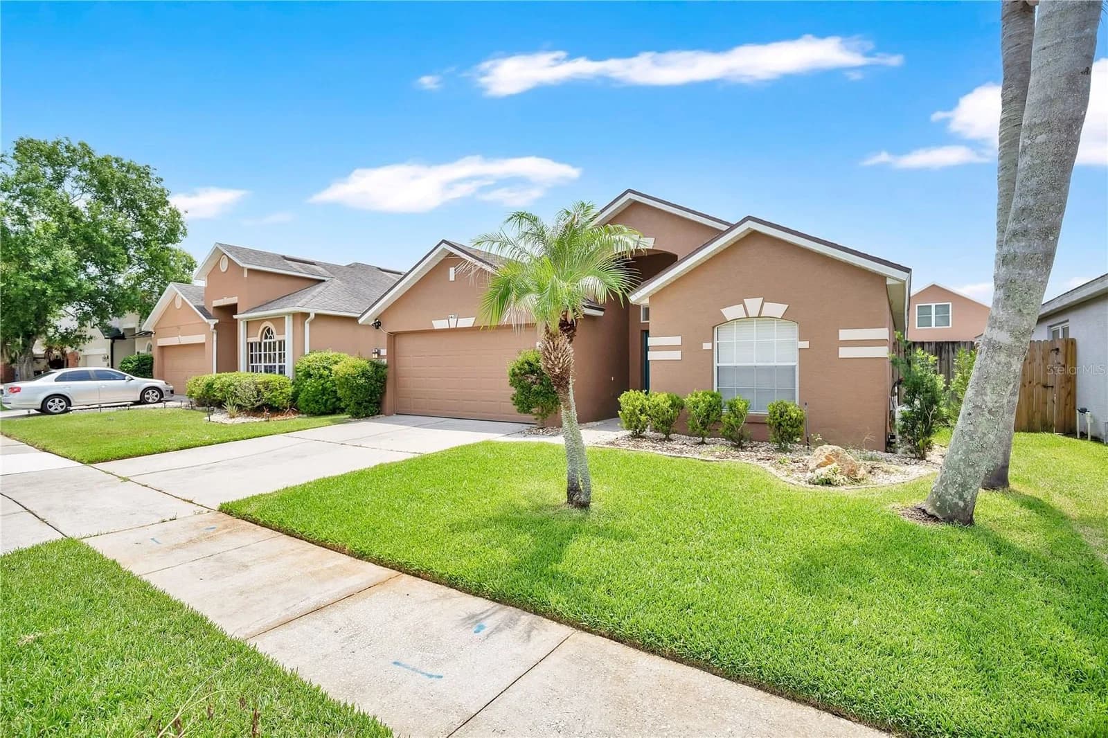 14170 SUNRIVER, Orlando, FL 32828 3
