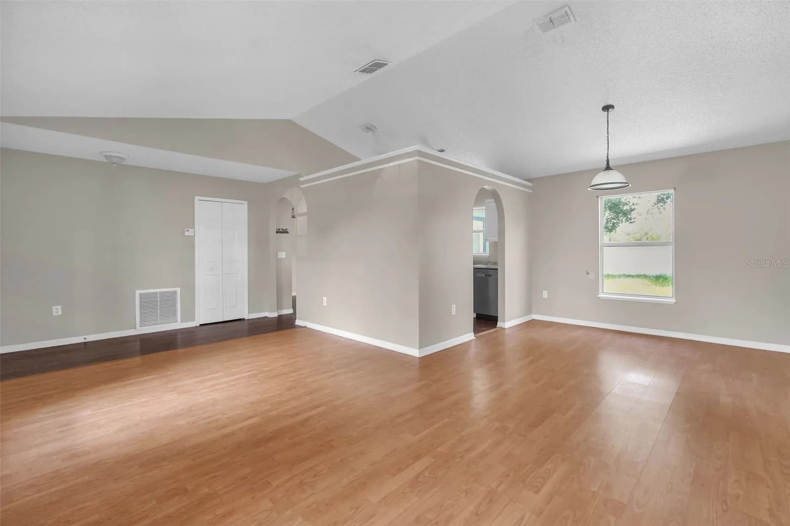 525 CARLSBAD 3