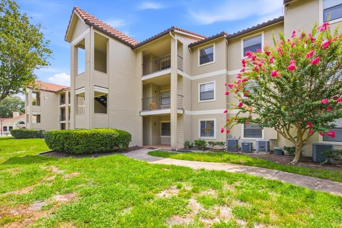 3004 PARKWAY, Kissimmee, FL 34747