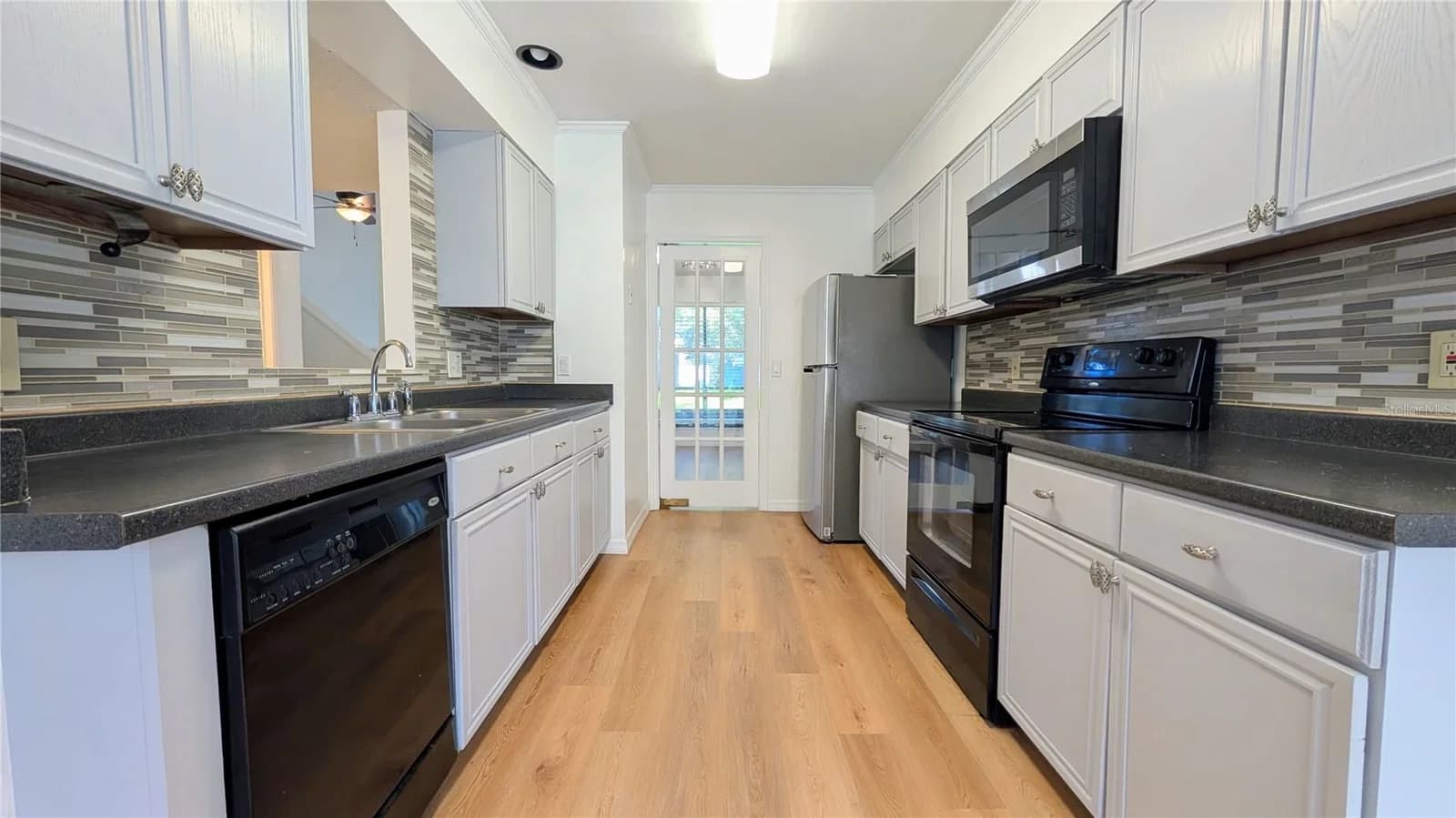 4424 DUNWOODY Place #13 4