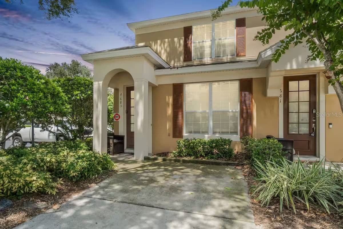 7683 FITZCLARENCE, Kissimmee, FL 34747