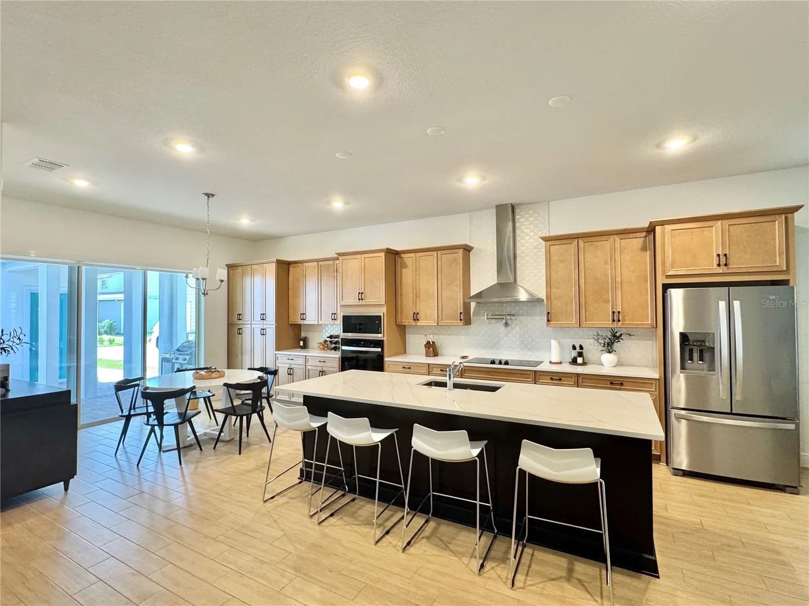 13438 LEGGETT 5
