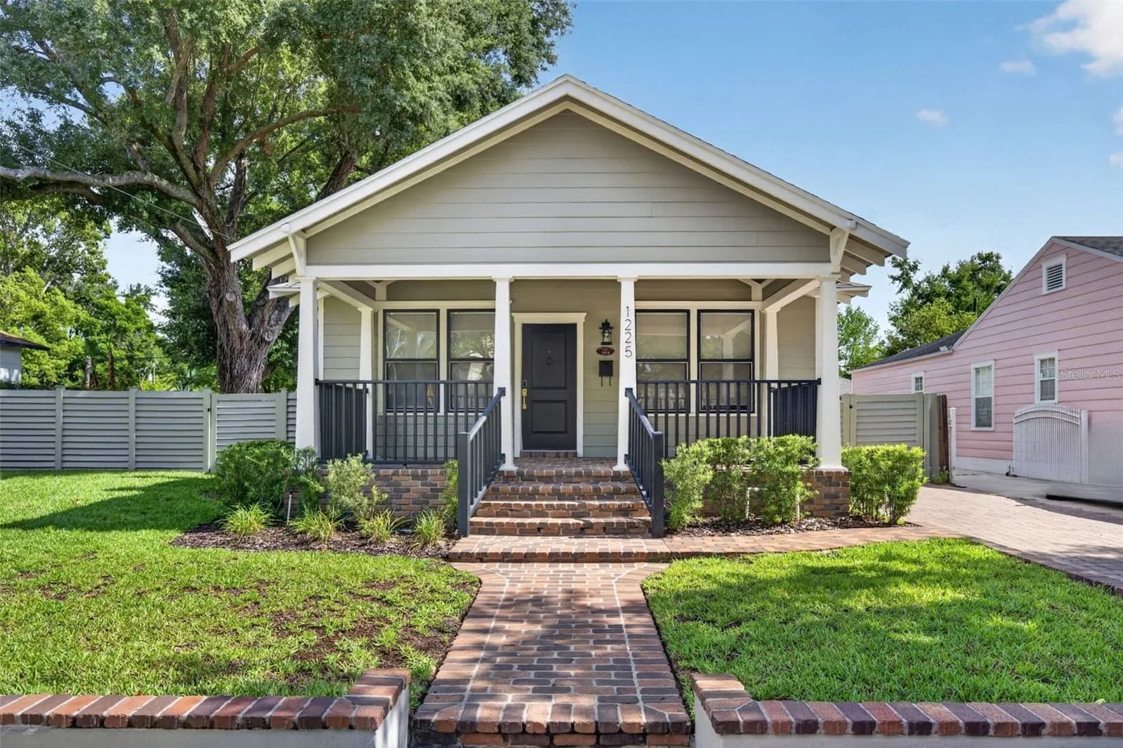1225 AMELIA, Orlando, FL 32803