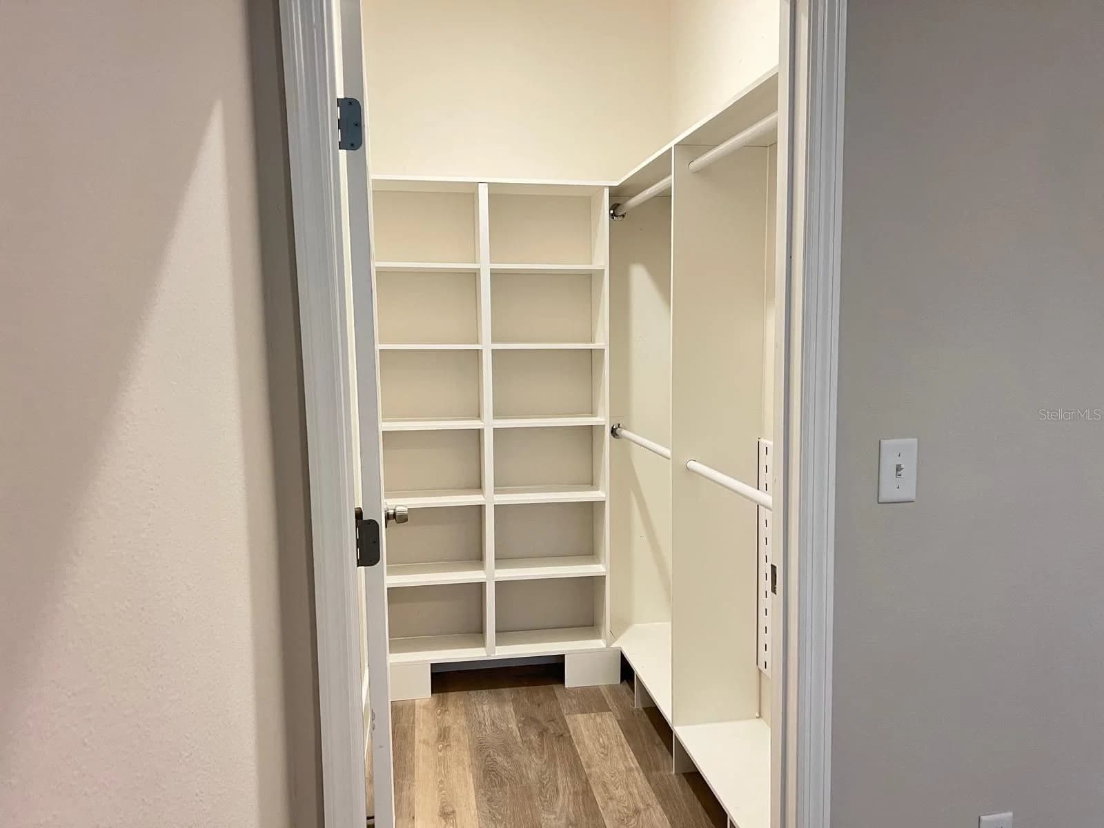 4424 TEXAS, Orlando, FL 32839 3
