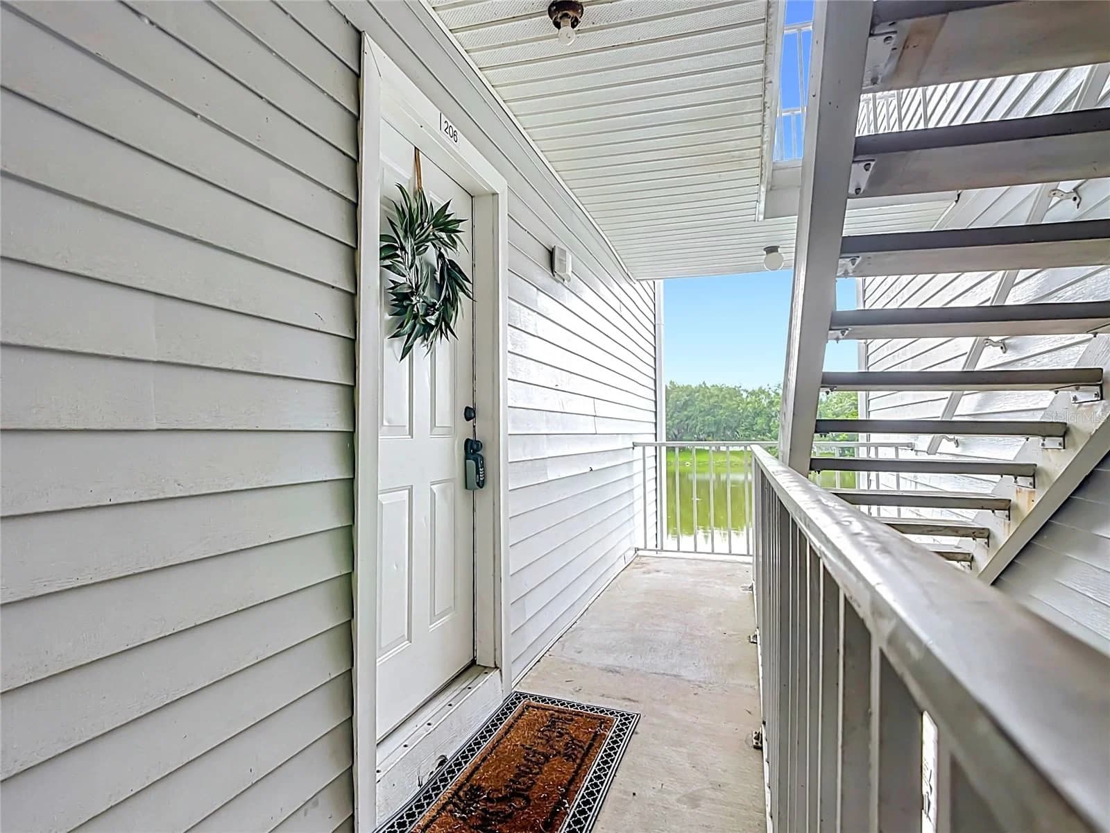 1229 BERMUDA LAKES 2