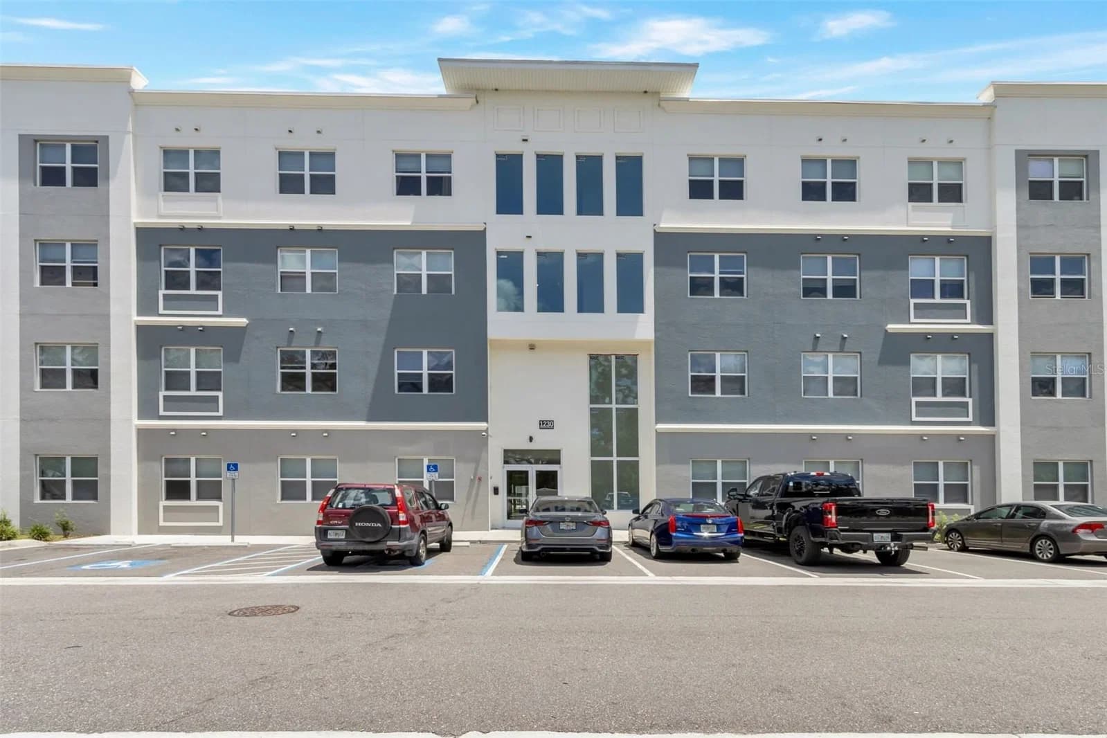 1220 SOUTHSTATION, Orlando, FL 32809 2
