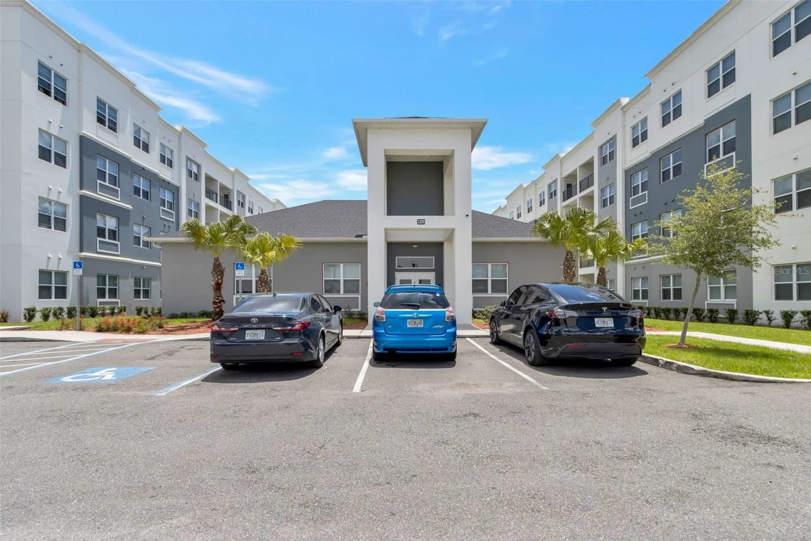 1220 SOUTHSTATION, Orlando, FL 32809 3